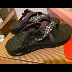 Womens Chaco Hipthong 7